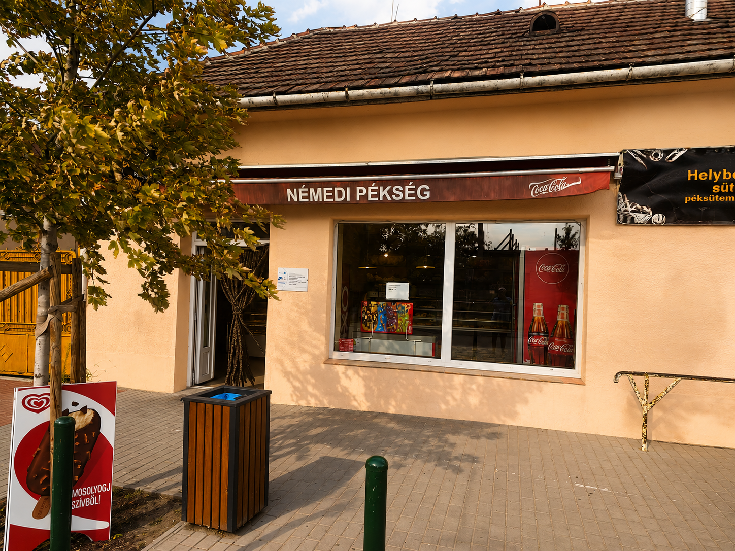 A Némédi Pékség üzlete